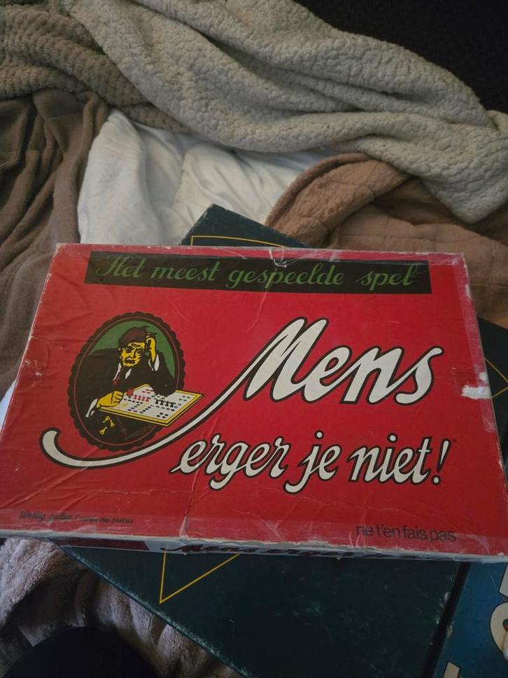 Mens erger je niet - vintage Klassiek Bordspel, Hobby en Vrije tijd, Gezelschapsspellen | Bordspellen, Gebruikt, Een of twee spelers