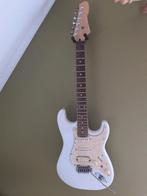 Stratocaster (Swing), Muziek en Instrumenten, Ophalen of Verzenden, Zo goed als nieuw, Solid body, Fender