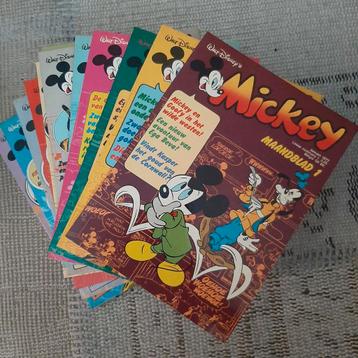 Compleet Vintage Mickey Mouse Maandblad beschikbaar voor biedingen