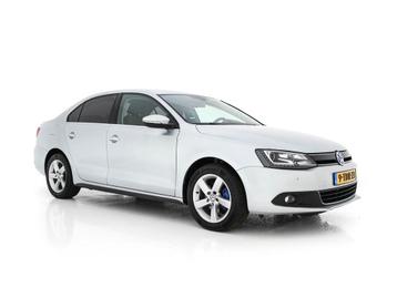 Volkswagen Jetta 1.4 TSI Hybrid Highline Aut. *XENON | NAVI  beschikbaar voor biedingen