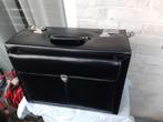 Attache koffer, zwart, met cijferslot, Slot, 35 tot 45 cm, Gebruikt, Leer