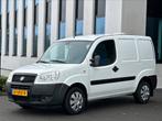 Fiat Doblo 1.6 Benzine CNG Airco, 3 Persoons Trekhaak, Distr, Auto's, Voorwielaandrijving, Stof, 4 cilinders, Wit