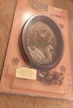 Borduurpakket zwaan pako HANDWERKEN +lijstje + gratis pakket, Ophalen of Verzenden, Nieuw, Handborduren, Borduurpakket