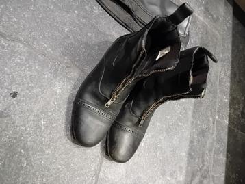 Jodhpurs Quur met chaps maat 39 beschikbaar voor biedingen