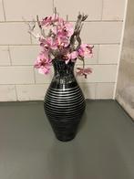 roze zijde bloemen in zwarte/zilvere vaas, Ophalen, Gebruikt, 50 tot 75 cm, Zwart