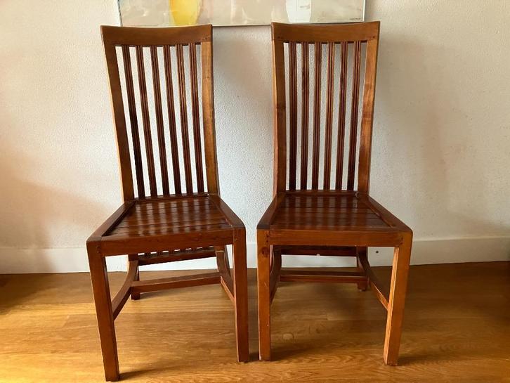 Twee mooie koloniale stoelen eetkamerstoelen teakhout - zgan, Huis en Inrichting, Stoelen, Zo goed als nieuw, Twee, Hout, Bruin