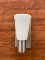 Badkamer Wandlamp Glas/Metaal plus stopcontact, Huis en Inrichting, Lampen | Wandlampen, Ophalen, Gebruikt, Glas