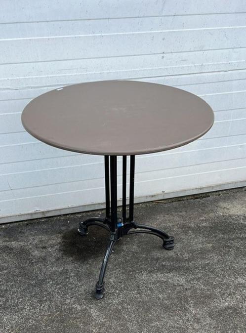 8 stuks horeca bistro terrastafels rond 70 cm gietijzer, Tuin en Terras, Tuinmeubel-accessoires, Zo goed als nieuw, Ophalen
