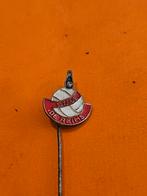 Stade de Reims  voetbalspeldje., Verzamelen, Speldjes, Pins en Buttons, Verzenden, Gebruikt, Sport, Speldje of Pin