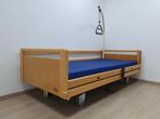 Elektr instelbaar hoog-laag bed van Invacare. Gratis bezorgd, Thuiszorgbed Voordeel, Ophalen of Verzenden, Zo goed als nieuw, Info@thuiszorgbedvoordeel.nl
