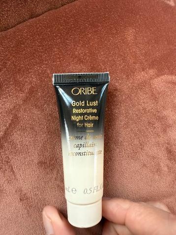 Oribe gold lust restorative night cream for hair beschikbaar voor biedingen