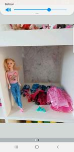 Barbie met losse kleding, Ophalen of Verzenden, Zo goed als nieuw, Barbie