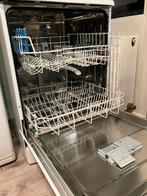 Vaatwasser - Indesit DFG 15B1 EU, Ophalen, Zo goed als nieuw, 85 tot 90 cm