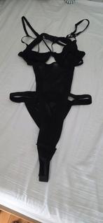 Zwarte Body met Straps maat M, Ophalen of Verzenden, Zwart, Body of Korset