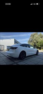 Tesla Model 3 en Model Y TE HUUR MET LAADPAS,SPOTPRIJS!!, Auto's, Automaat, Wit, Origineel Nederlands, Sedan