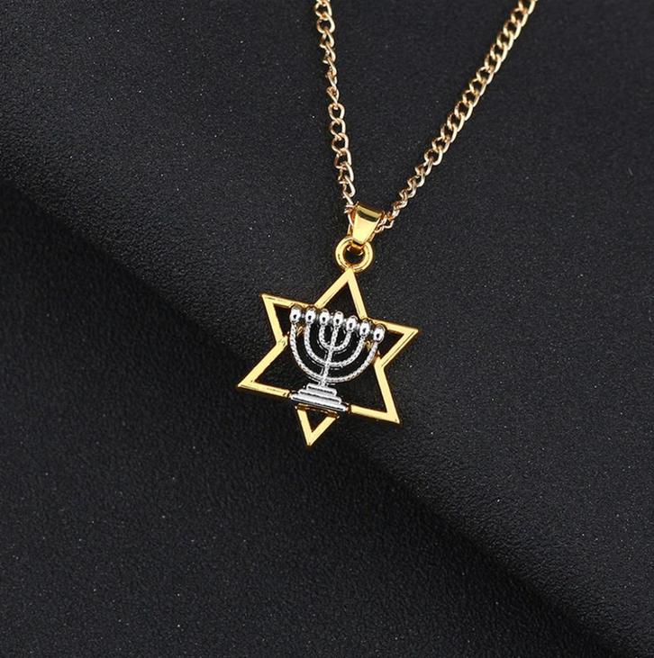 Davidster met menorah ketting / joodse hebreeuws hanger, Sieraden, Tassen en Uiterlijk, Kettingen, Nieuw, Overige materialen, Met hanger