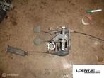 Pedalenset pedalenbak BMW E21 ('76-'84) 315 316 318 320 323i, Gebruikt, Ophalen of Verzenden, BMW, BMW