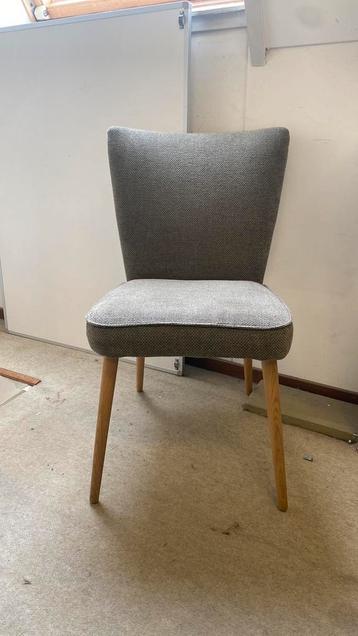 Eetkamerstoel - Set van twee beschikbaar voor biedingen