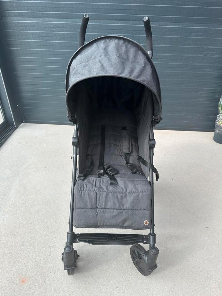 Zo Goed Als Nieuwe Buggy merk topmark- Ideaal voor Reizen!, Kinderen en Baby's, Kinderwagens en Combinaties, Zo goed als nieuw