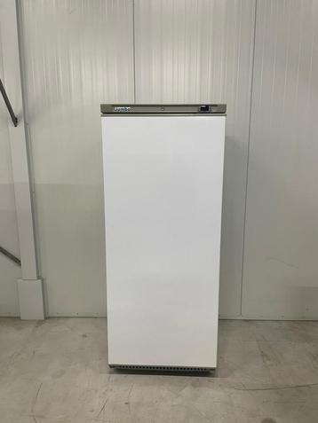 2 stuks horeca koelkast 600 liter koeling refrigator rvs beschikbaar voor biedingen