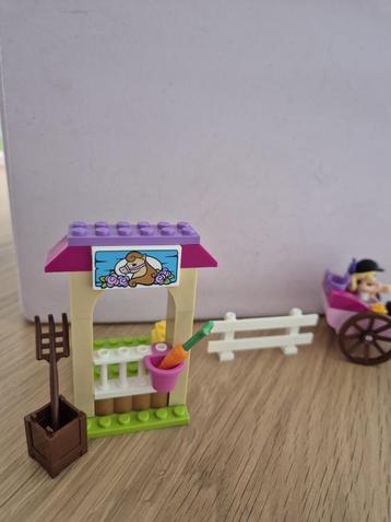 Lego Friends Stephanie koets set beschikbaar voor biedingen