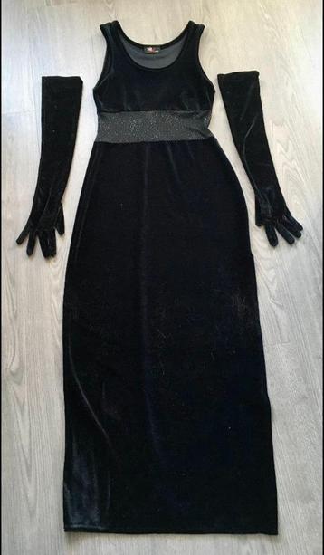 Prachtige lange zwart velours velvet gala jurk , mt 38 40 beschikbaar voor biedingen