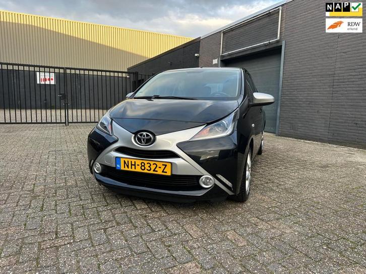 Toyota Aygo 1.0 VVT-i x-play Camera Airco Elek Pakket LM-Wie, Auto's, Toyota, Bedrijf, Te koop, Aygo, ABS, Achteruitrijcamera