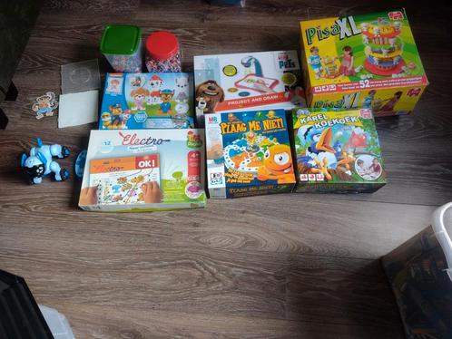 Spelletjes / en kralen, Cd's en Dvd's, VHS | Kinderen en Jeugd, Zo goed als nieuw, Overige soorten, Overige typen, Alle leeftijden