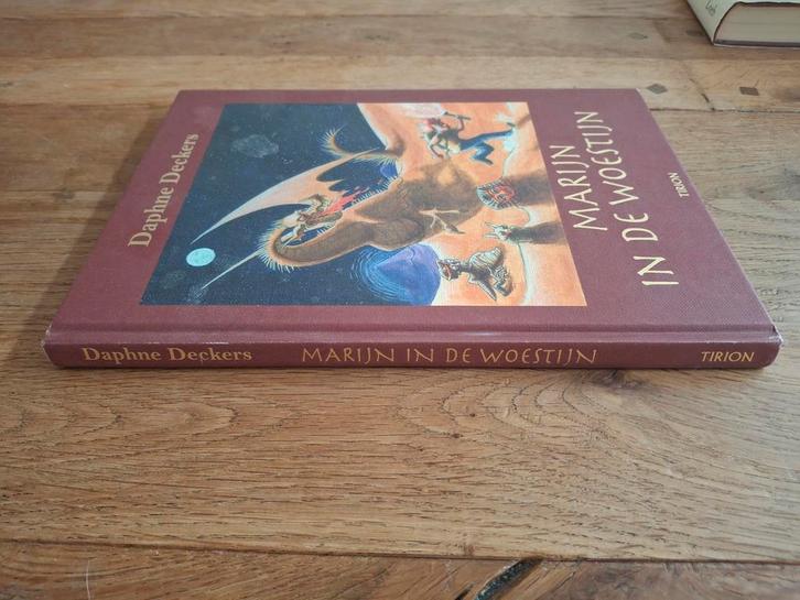Daphne Deckers - Marijn in de woestijn, Boeken, Kinderboeken | Jeugd | onder 10 jaar, Gelezen, Ophalen of Verzenden