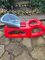 Rode slee met zitje, Ophalen