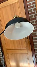 Zwarte Staande leeslamp op ronde voet, Huis en Inrichting, Lampen | Vloerlampen, Ophalen of Verzenden, Zo goed als nieuw
