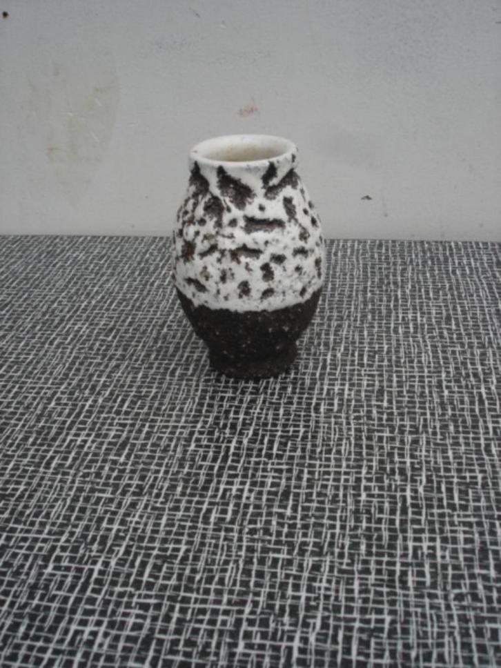 Diverse aparte vintage vaasjes uit de jaren 50 / 60 en 70, Antiek en Kunst, Antiek | Keramiek en Aardewerk, Ophalen of Verzenden