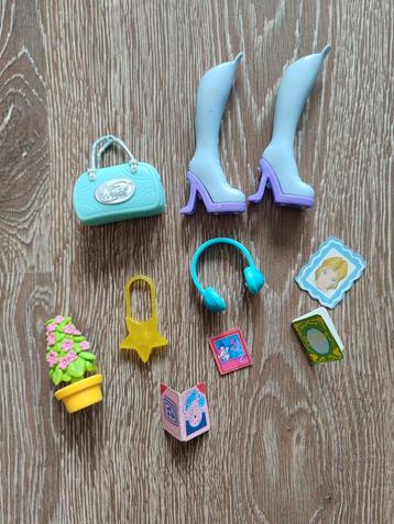 Winx poppen accessoires beschikbaar voor biedingen