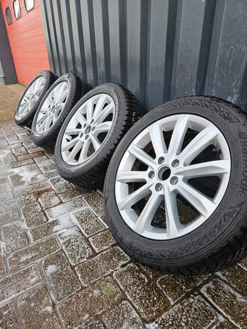 VW Passat Winterset 17 inch - Pirelli & Hankook beschikbaar voor biedingen