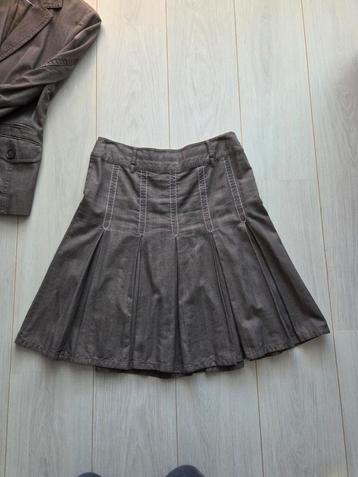 Esprit rok bruin visgraatmotief S 36/38 M blazer plooien nw beschikbaar voor biedingen