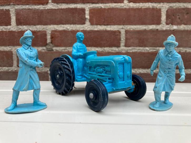 Auburn (soort Tomte) brandweer figuurtjes poppetjes, Hobby en Vrije tijd, Modelauto's | 1:32, Gebruikt, Auto, Overige merken, Ophalen of Verzenden