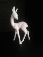 vintage plateel keramiek beeldje van een bambi  18 cm, Antiek en Kunst, Ophalen of Verzenden