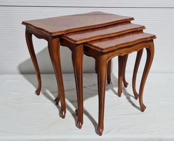 bijzettafeltjes , nesting tables, mimiset, marqueterie hout beschikbaar voor biedingen