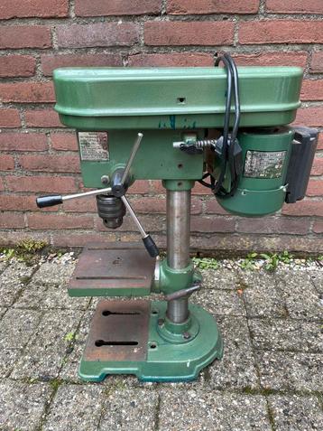 Kolomboor 230v  beschikbaar voor biedingen