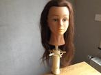Kappers oefenhoofd met lang natuurhaar en tafelstatief., Ophalen of Verzenden, Zo goed als nieuw
