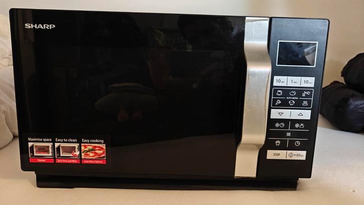 Sharp Magnetron - Zo Goed Als Nieuw!, Witgoed en Apparatuur, Magnetrons, Zo goed als nieuw, Vrijstaand, Magnetron, 45 tot 60 cm