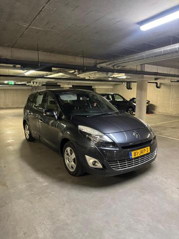 Renault Grand Scenic 1.4 TCE 5P Bose 2009 Grijs beschikbaar voor biedingen