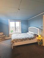 King size Ikea bed compleet met goede matrassen en topper, Ophalen, Wit, Tweepersoons, Zo goed als nieuw