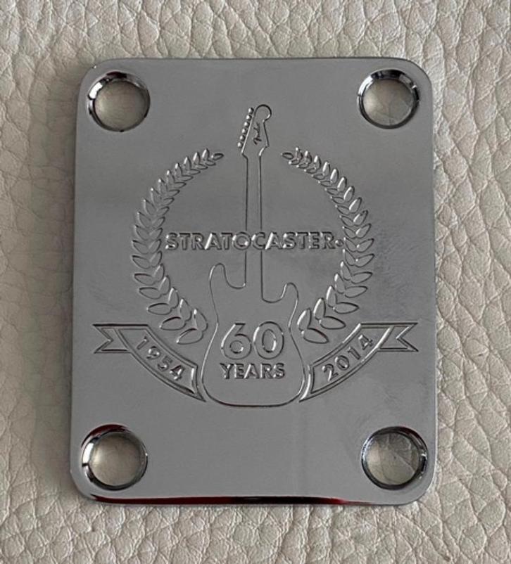 1 originele Neckplate '60 years Stratocaster /Fender 2014, Muziek en Instrumenten, Instrumenten | Onderdelen, Zo goed als nieuw