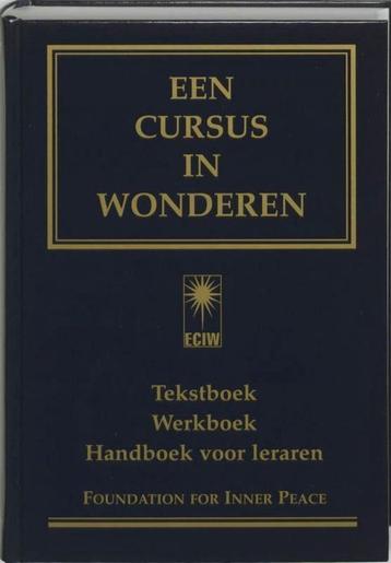 Een cursus in wonderenTekstboek Werkboek Handboek  beschikbaar voor biedingen
