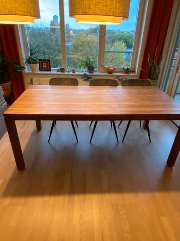 Teak houten eettafel 200x100 beschikbaar voor biedingen