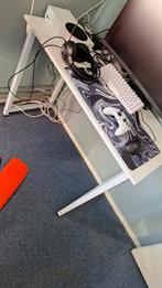 Nieuw bureau., Ophalen, Nieuw