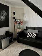Mooi donkerbruin bankje, Huis en Inrichting, Banken | Bankstellen, Ophalen, Tweepersoons, Minder dan 150 cm