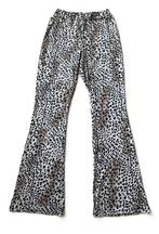 Beige-zwart Leopard flared broek mt S / M MUSTHAVES By Elja, Maat 38/40 (M), Beige, Ophalen of Verzenden, Zo goed als nieuw
