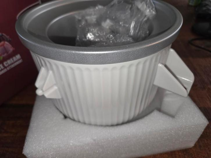 Ijsmachine Opzetstuk oa geschikt voor KitchenAid, Witgoed en Apparatuur, Keukenmixers, Zo goed als nieuw, 1 tot 2 liter, 1 snelheid